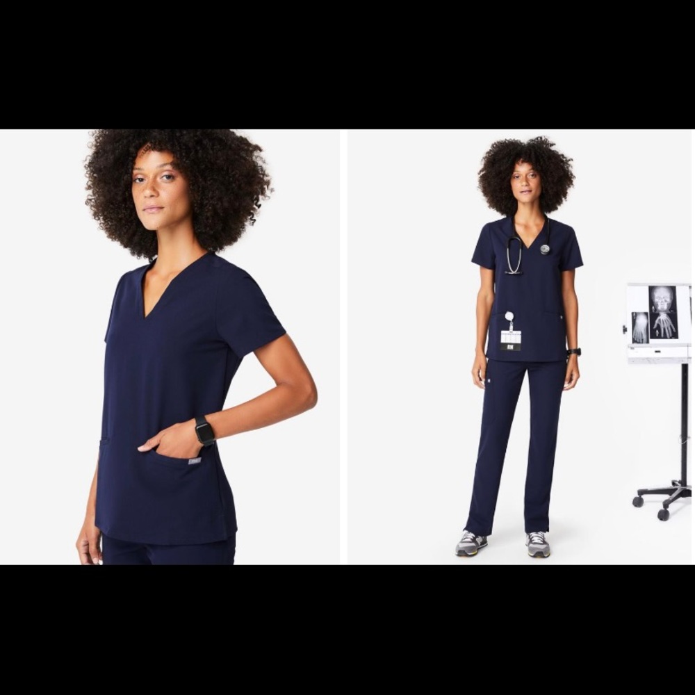 Figs Casma 3-Pocket Scrub Top